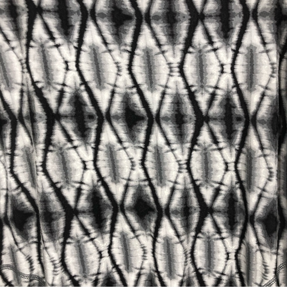 Logo By Lori Goldstein Python, Barbed Wire, Tye D… - image 3